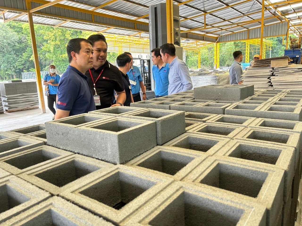 ยินดีต้อนรับ บริษัท SCG Sourcing จำกัดเยียมชม โรงงานวงกลม