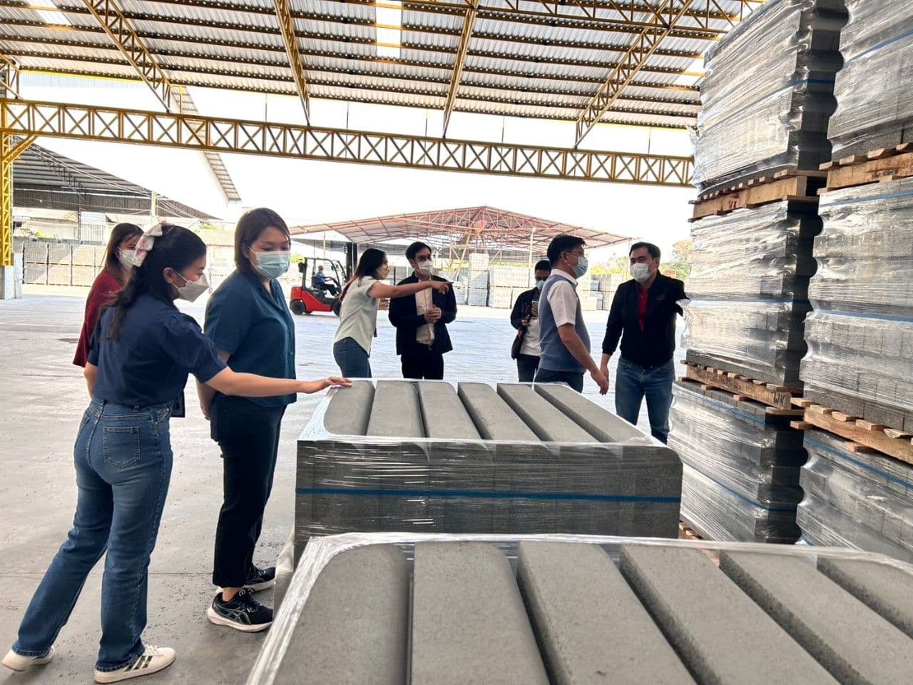 ยินดีต้อนรับ คณะผู้บริหาร งานวิจัย การไฟฟ้าฝ่ายผลิตแห่งประเทศไทย (EGAT ) เยี่ยมชมโรงงานวงกลม